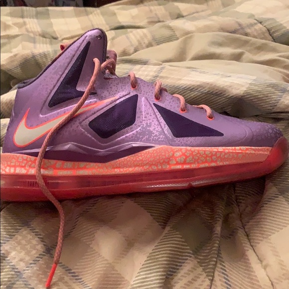 Brand new Lebron James. - Picture 3 of 6